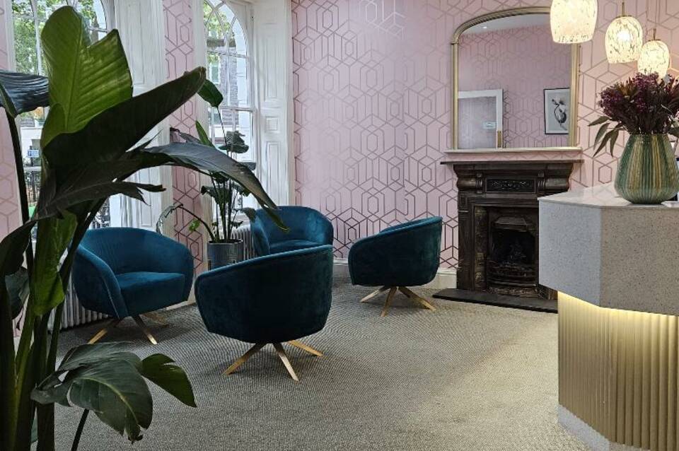 George Hotel 3