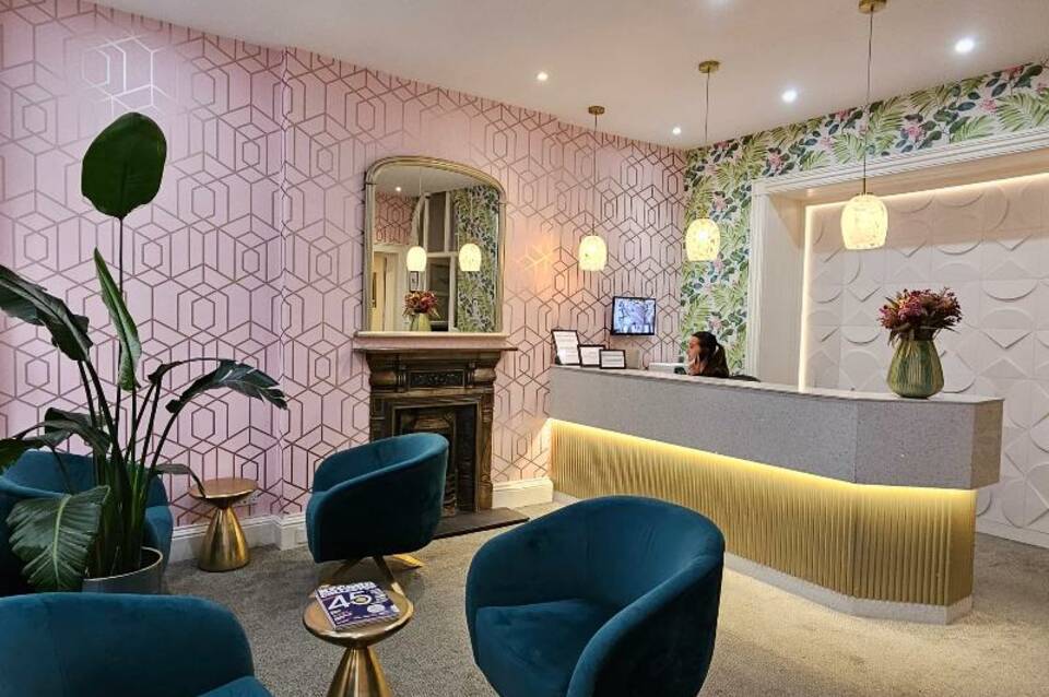 George Hotel 4