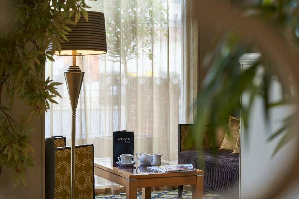 Antoinette Hotel 4