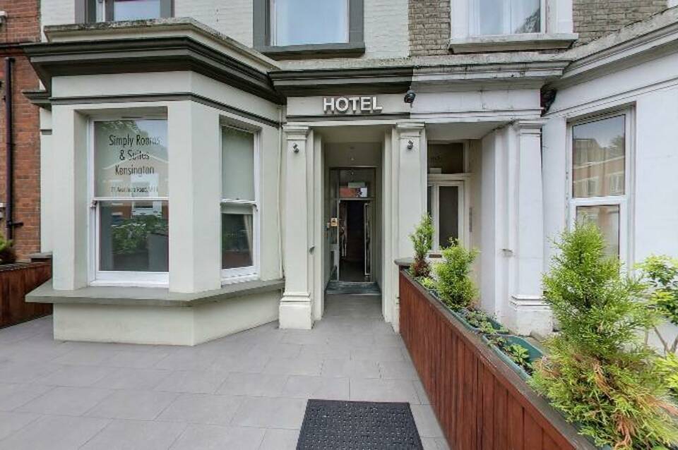 Simply Rooms & Suites 1