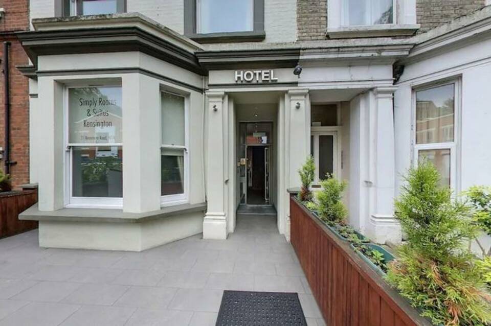 Simply Rooms & Suites 5