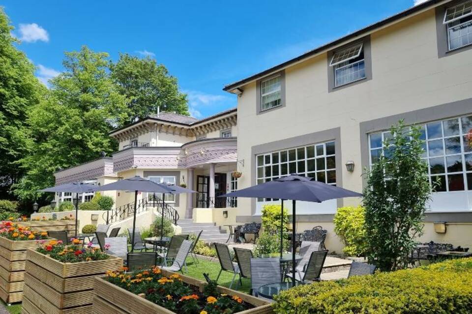 Reigate Manor 2