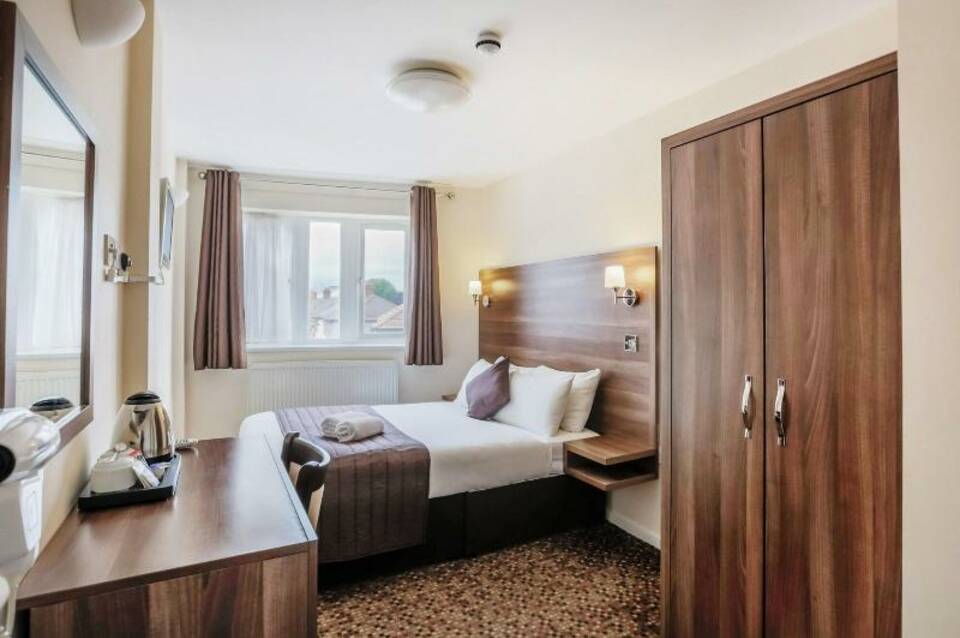 Prince Regent Excel 1
