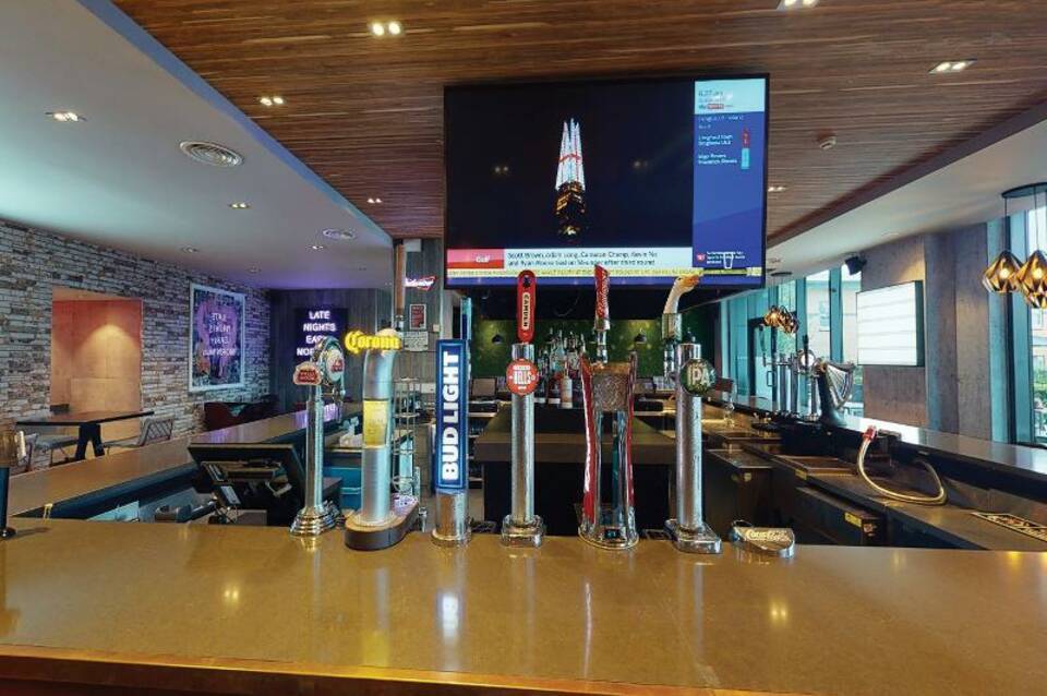 Village Hotel Watford 3