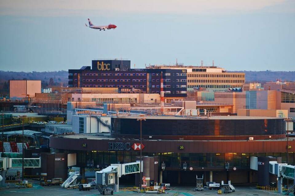 Bloc Hotel Gatwick 1