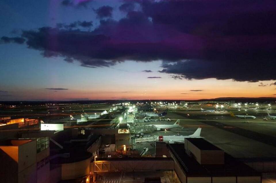 Bloc Hotel Gatwick 2