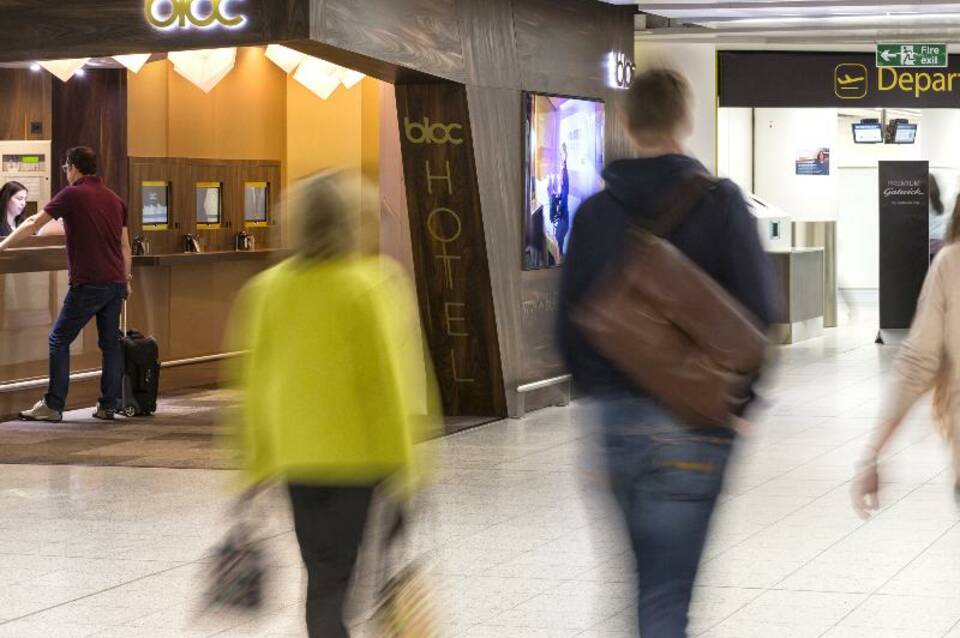 Bloc Hotel Gatwick 3