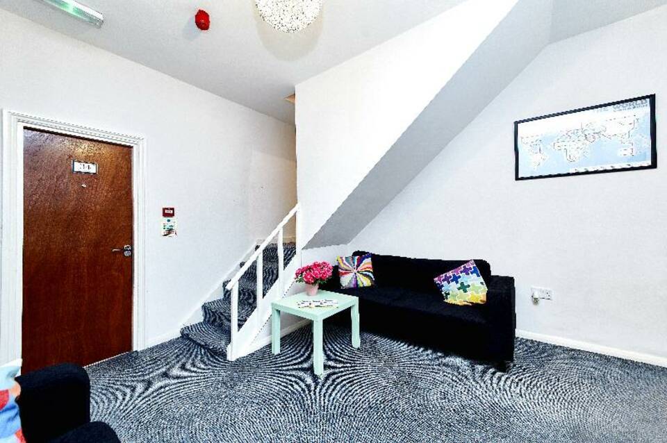 United Lodge Hotel and Apartments 2