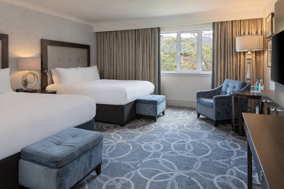 DoubleTree by Hilton St. Anne's Manor 2