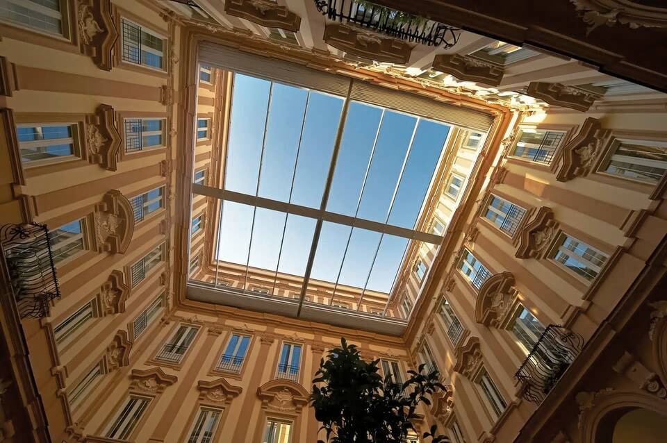 Grand Hotel Piazza Borsa 5