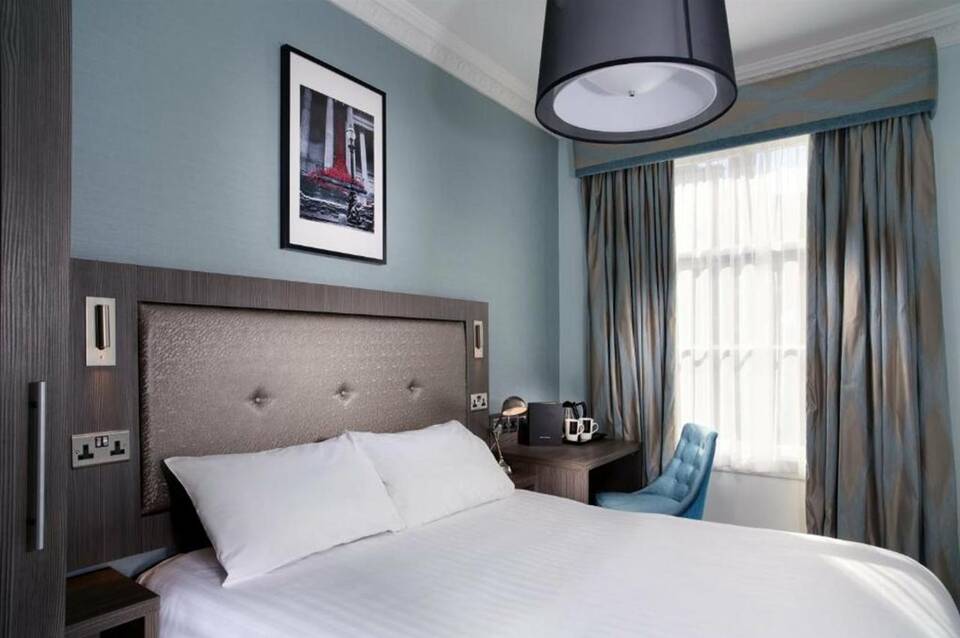 London Chigwell Prince Regent Hotel, BW Signature Collection 5