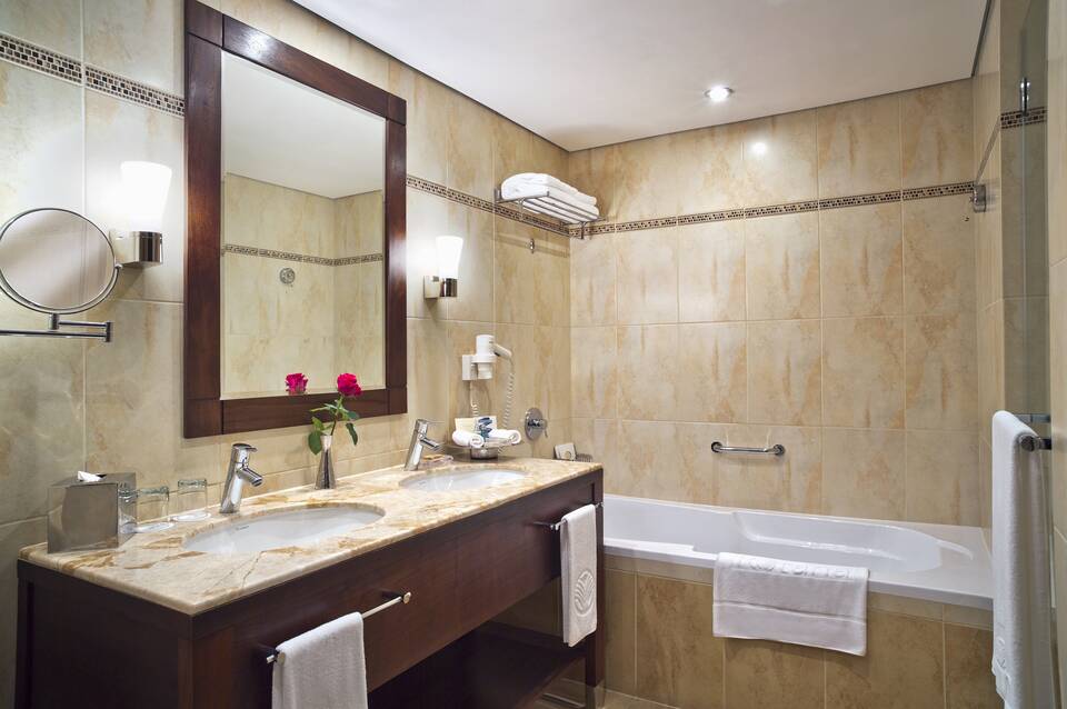 Khalidiya Palace Rayhaan 2