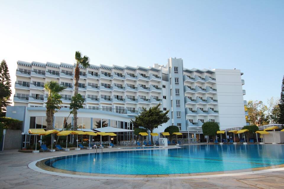 Papouis Protaras Hotel 1