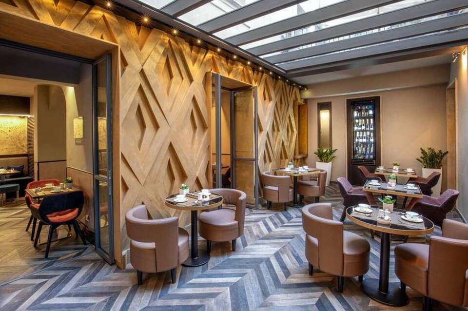 The Style Hotel 5