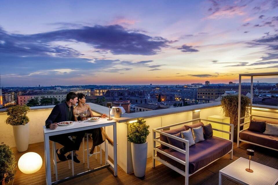 The Independent Suites 1