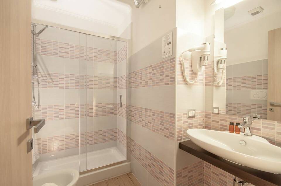 Rome King Suite 4