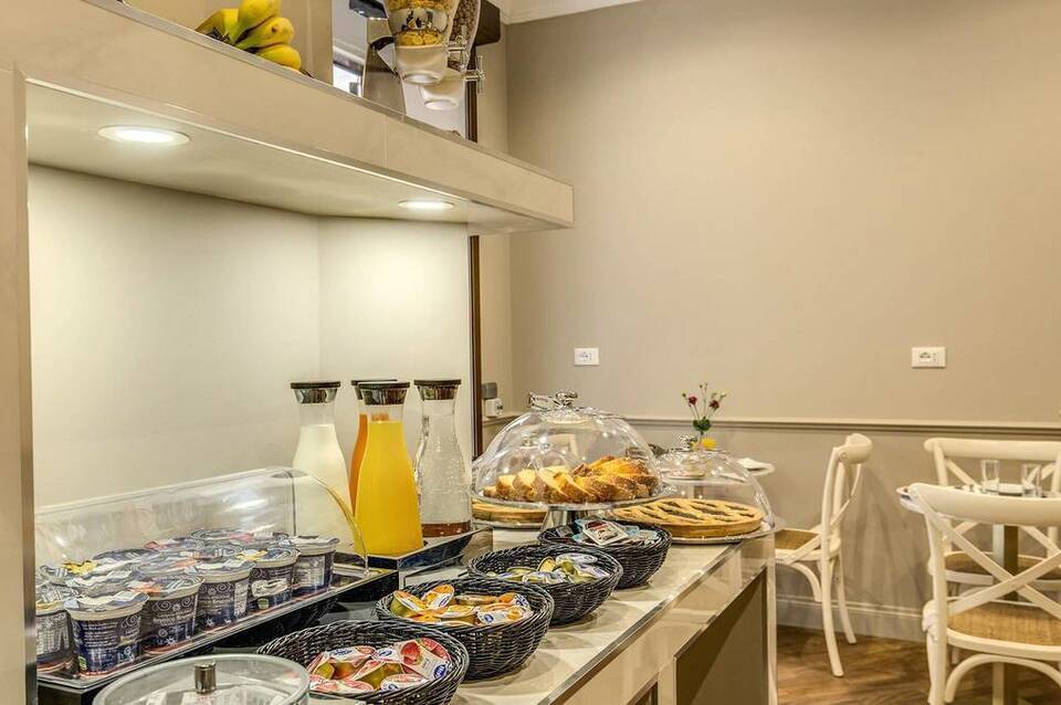 Charme Spagna Boutique Hotel 4