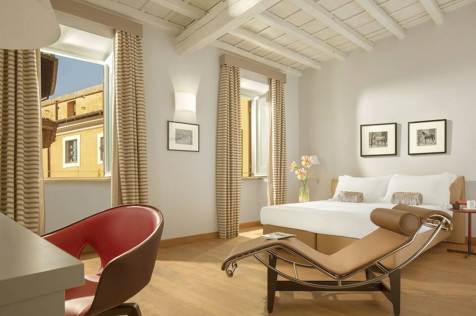 Palazzo Scanderbeg 2