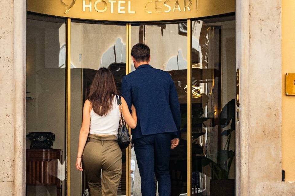 9Hotel Cesàri 4