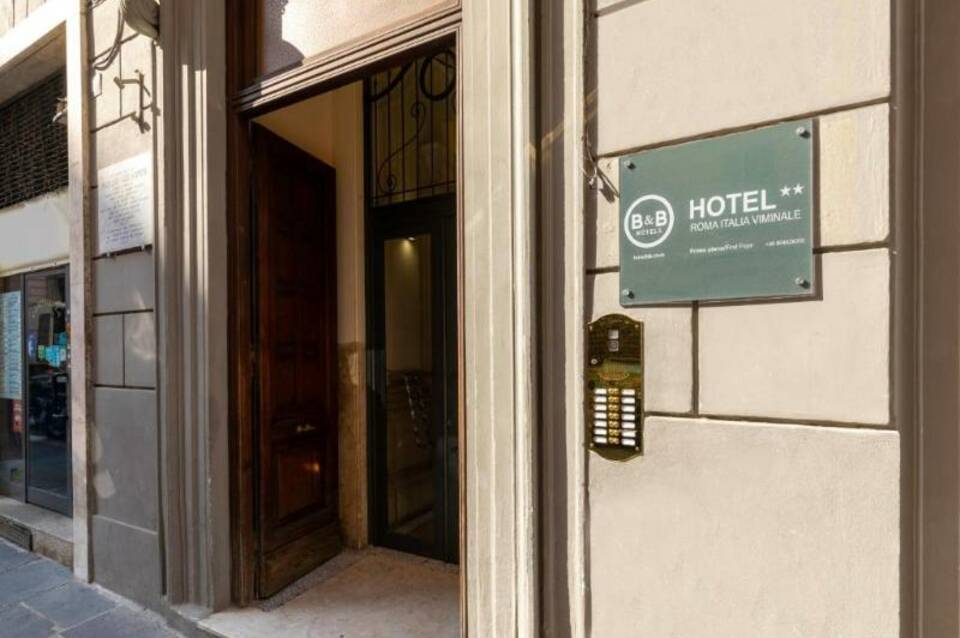 B&B HOTEL Roma Italia Viminale 1