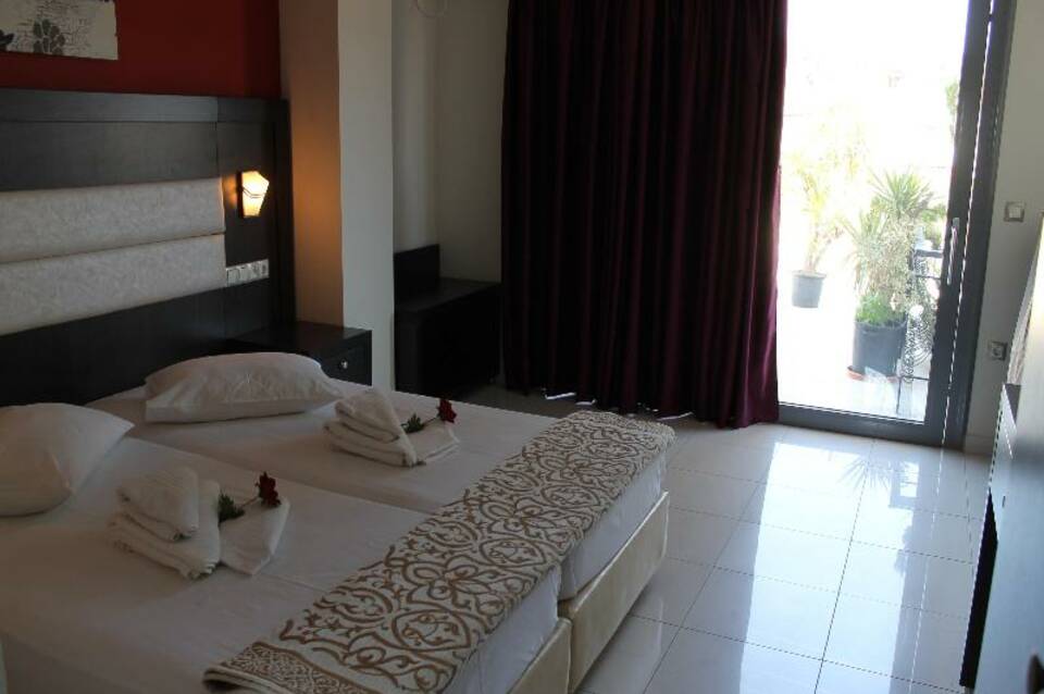 La Caretta Hotel 3