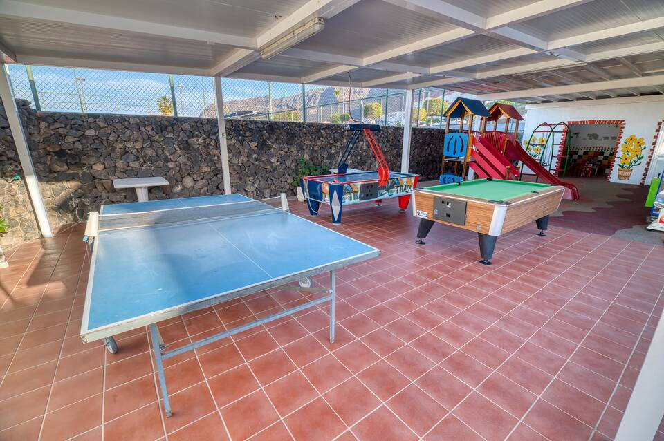 Ona El Marqués Resort 4