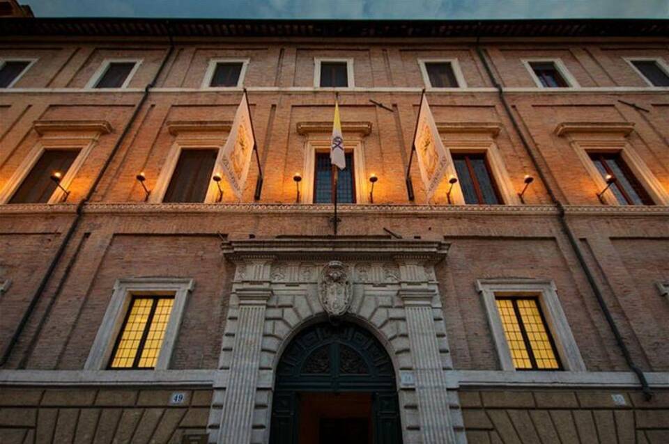 Palazzo Cardinal Cesi 5