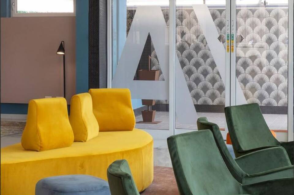 Adesso Hotel 2