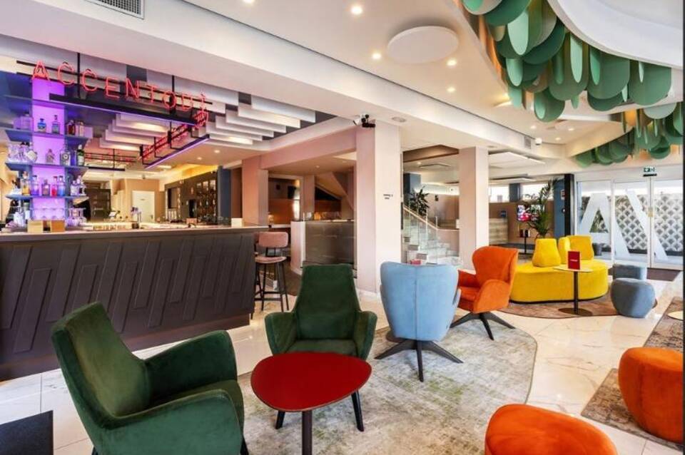 Adesso Hotel 3