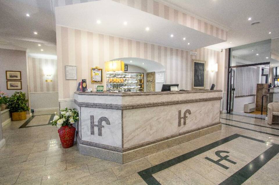 Hotel Flora 1