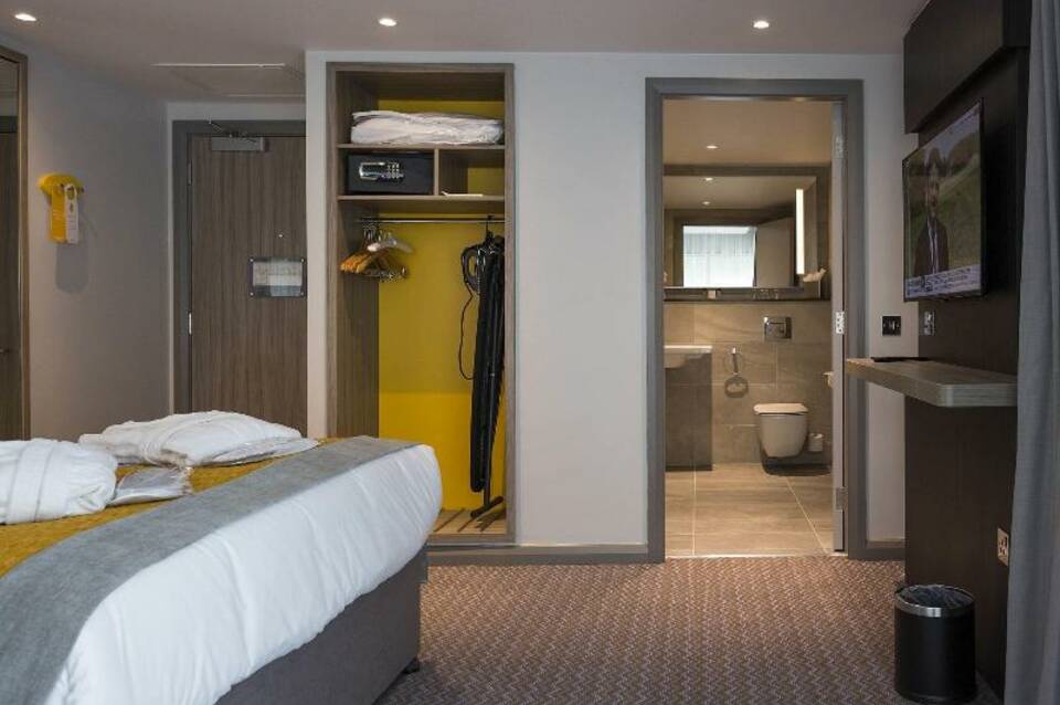 Maldron Hotel Kevin Street 1