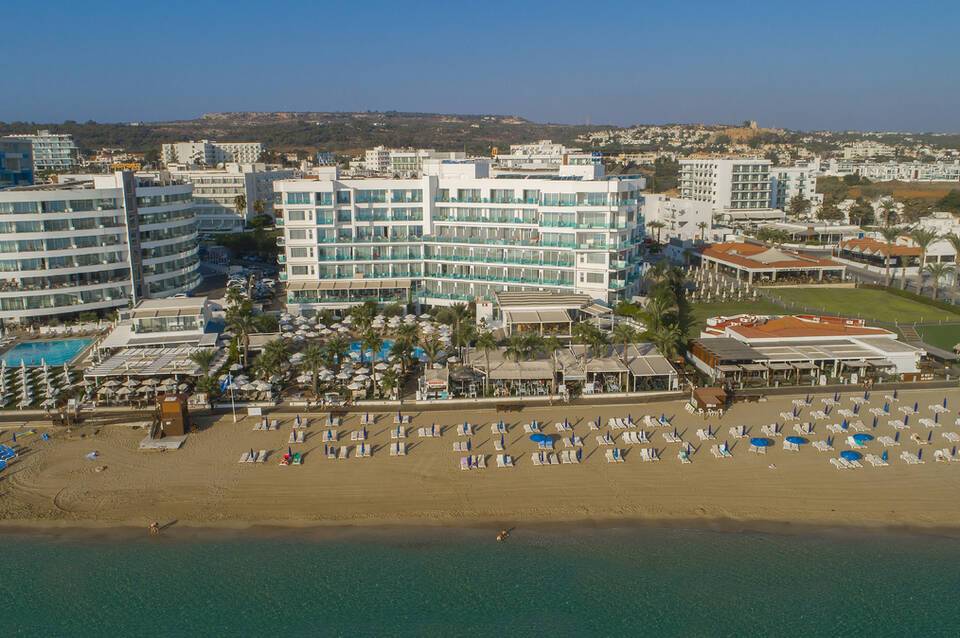 Vrissaki Beach Hotel 3