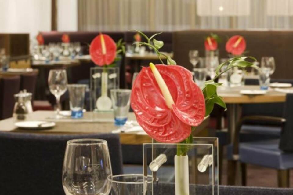 Novotel Reading Centre 3
