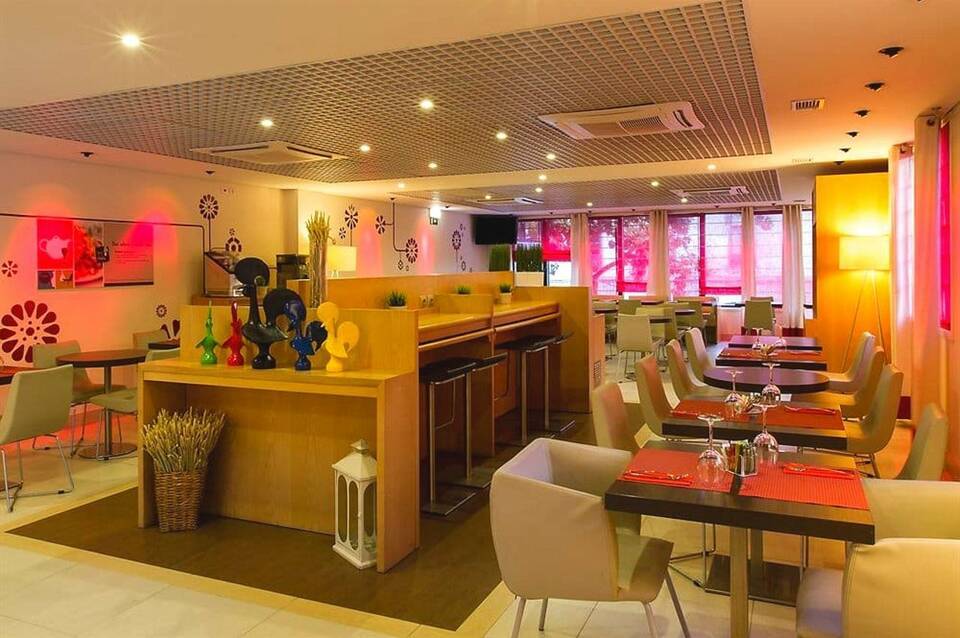 Hotel ibis Porto Centro São Bento 2