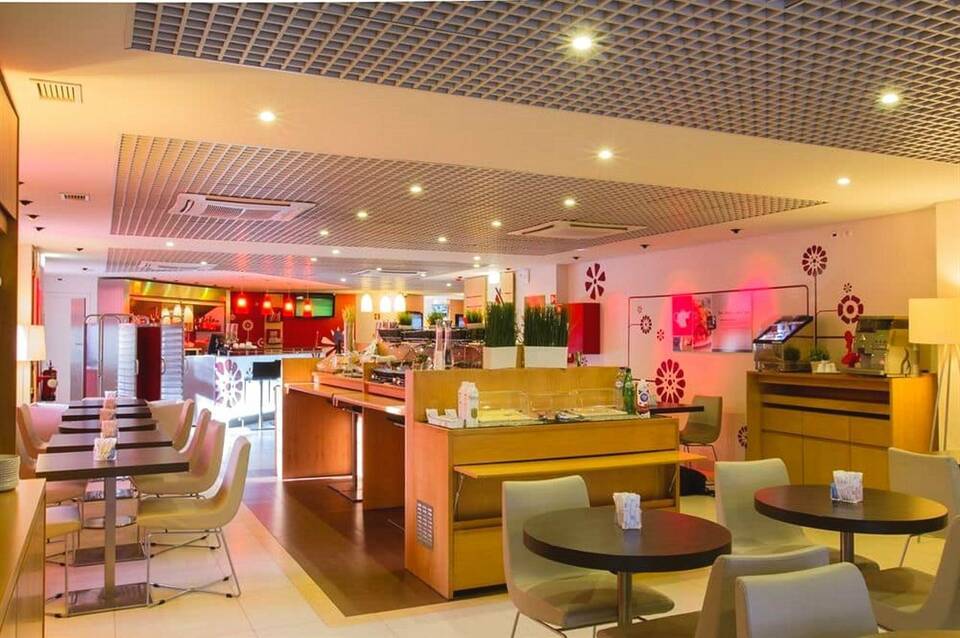 Hotel ibis Porto Centro São Bento 4