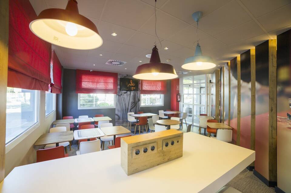 ibis Barcelona Castelldefels 4