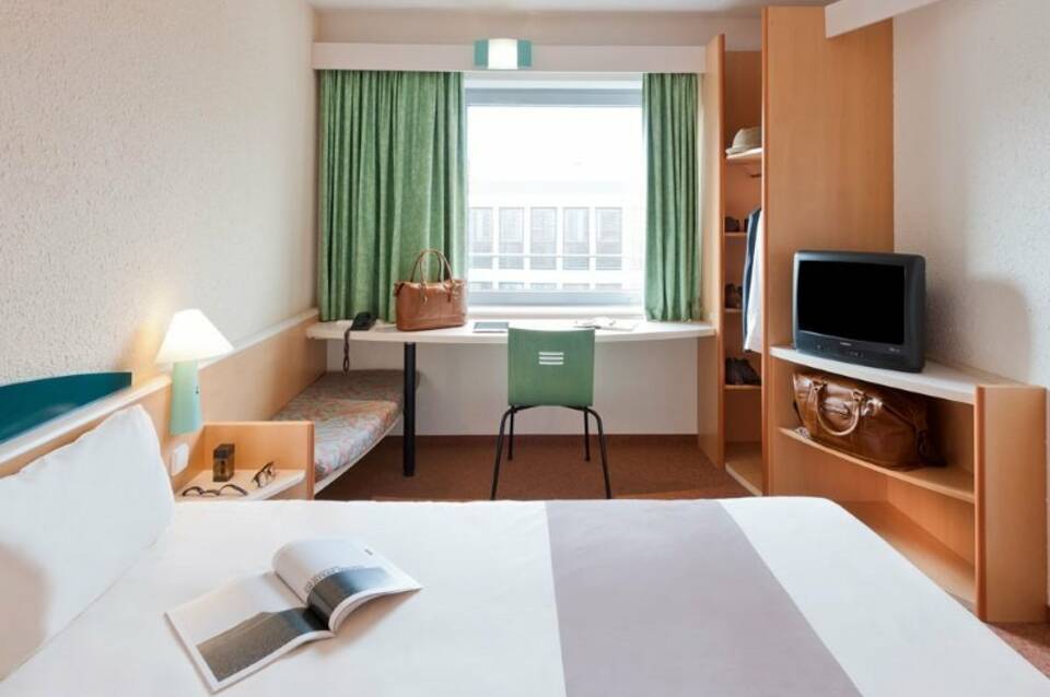 ibis Madrid Alcorcon Tresaguas 2