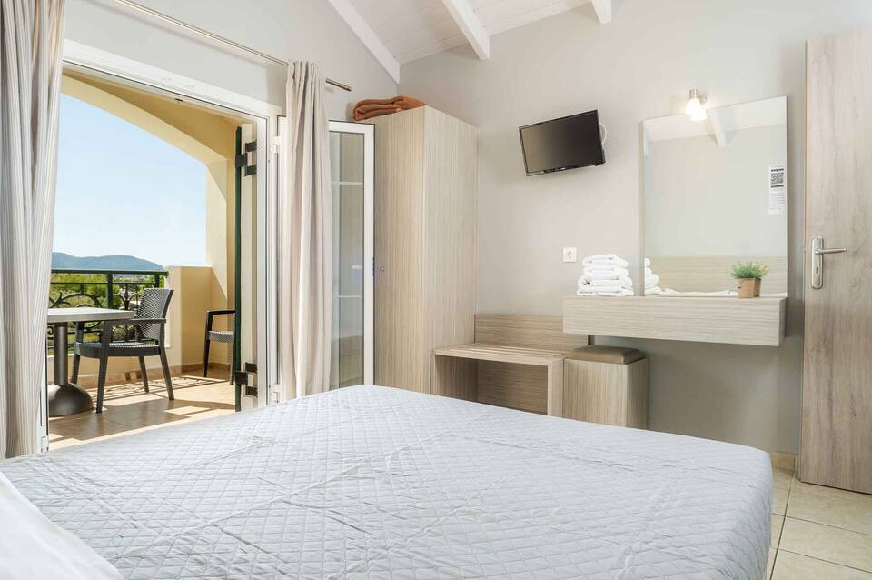 Atlantis Hotel 3