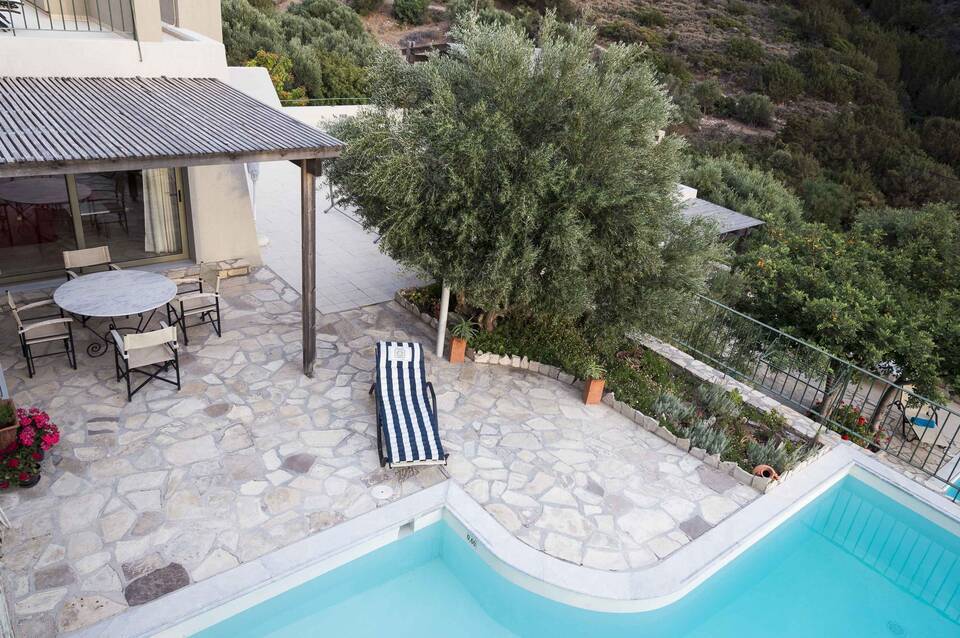 Istron Villas 5