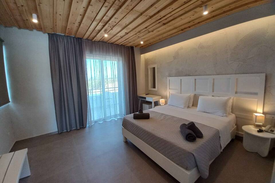 Irina Beach Hotel 5