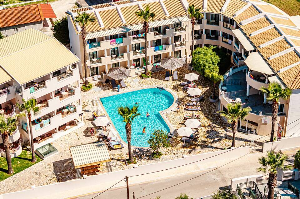 Caretta Beach Resort & WaterPark 1