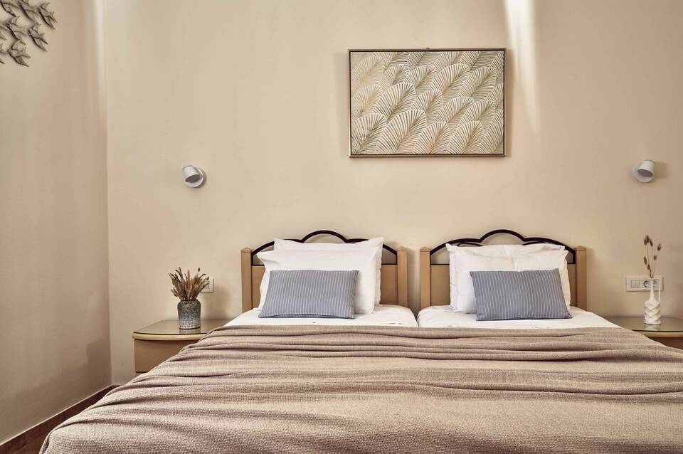 Windmill Hotel 4