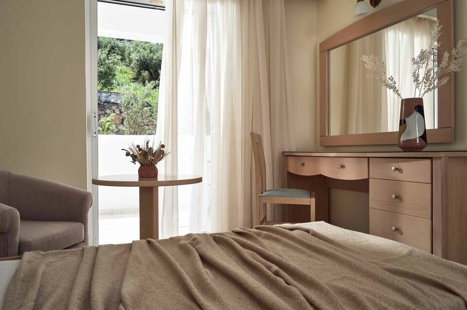 Windmill Hotel 5