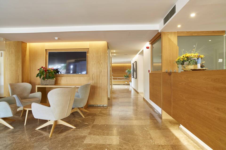 Invisa Aparthotel Casa Luis 5