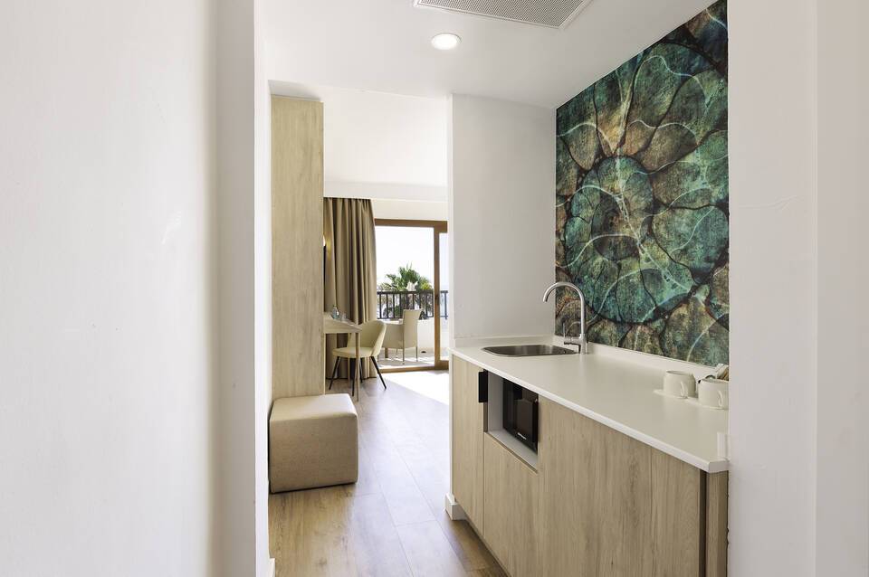 Alua Suites Las Rocas 5
