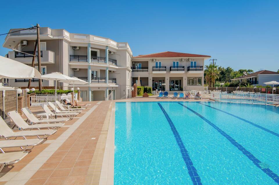Karras Hotel 1