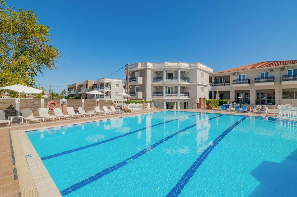 Karras Hotel 2