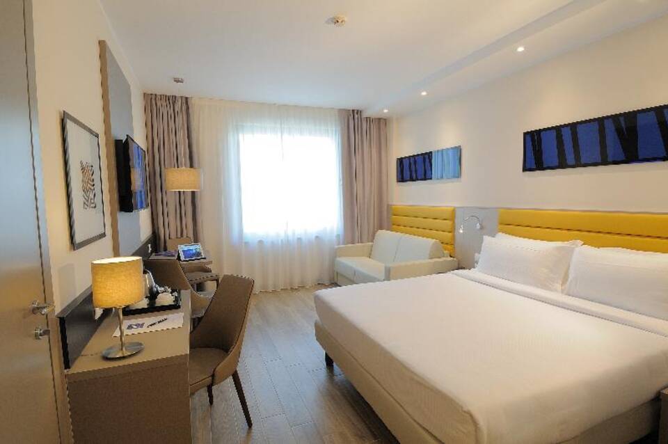 iH Hotels Milano Lorenteggio 3