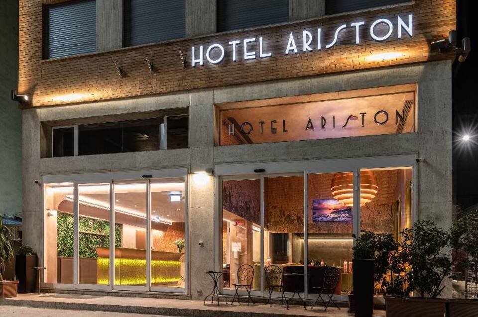 Ariston 4