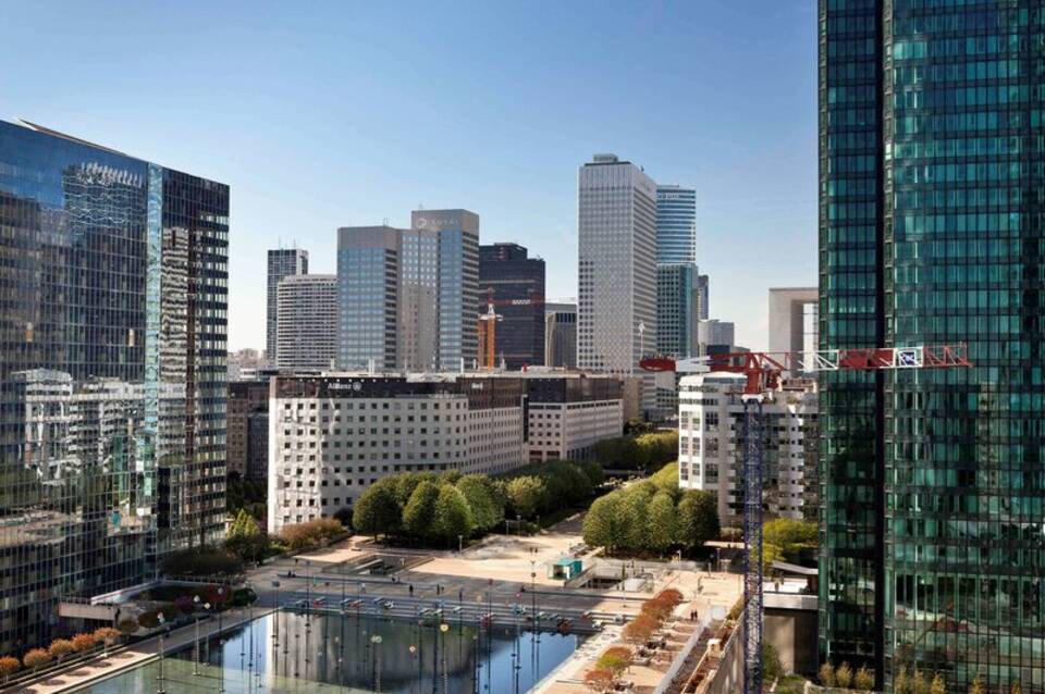 ibis Paris La Defense Esplanade 2